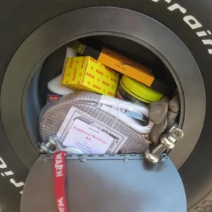 G-Wagon spare tire cover Storage 20Compartment 8aab14e4 4c8a 402e a25f ccd863ecb3d4 640x480