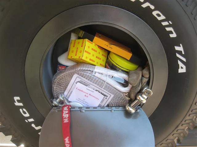 G-Wagon spare tire cover with Lockable Compartment for 2019 + Gwagen - Image 6