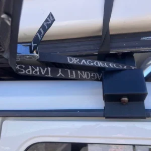 Dragon Fly Tarp GWagon Sun Shade Rain Tarp Dragon Fly Tarp Detail Slimline Roof Rack 640x480