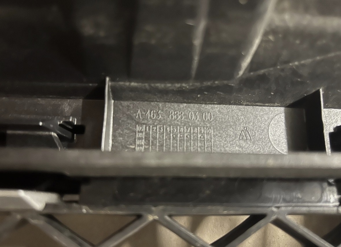 Mercedes G Wagon Front Grille - Image 7